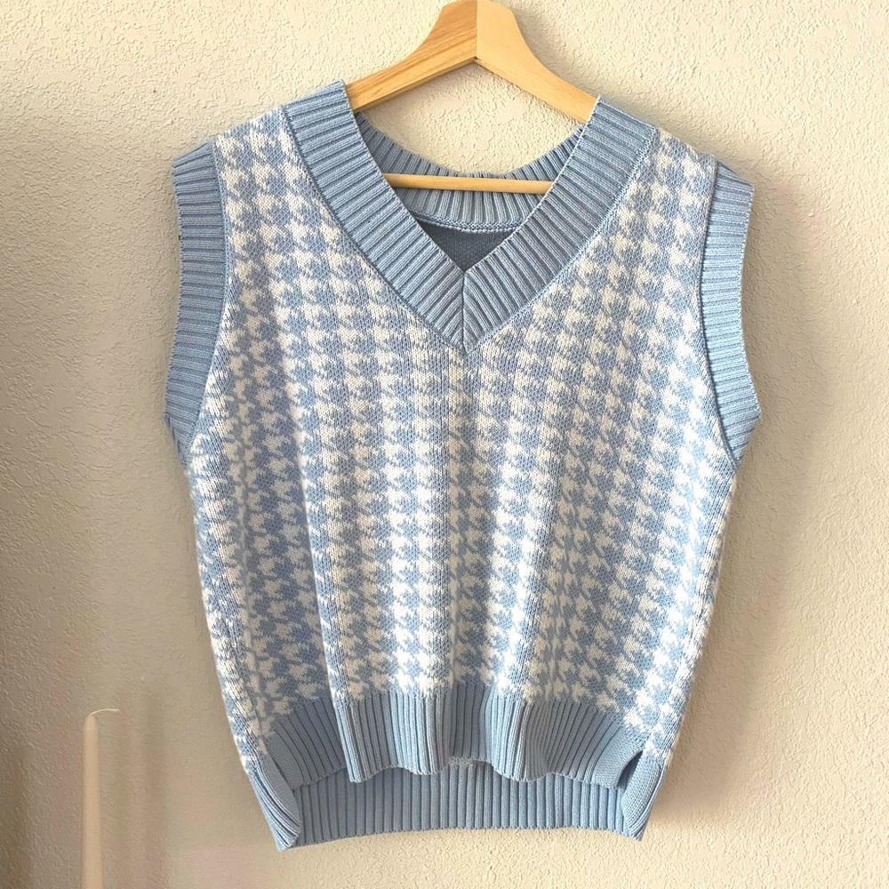 Houndstooth Sweater Vest